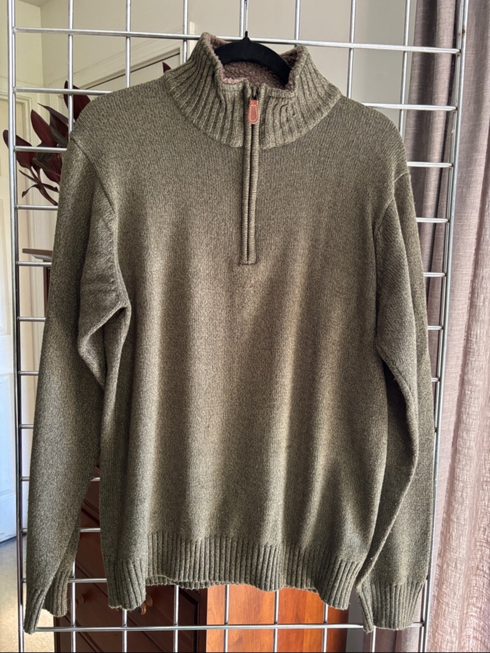 Mast General Store 1/2 Zip Sweater - Men’s Size M